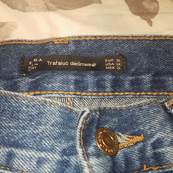 Jeans - Picture 4 of 4